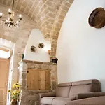 Apartment Piazza Duomo - Medieval Puglia's House *