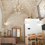 Piazza Duomo - Medieval Puglia's House דירה *