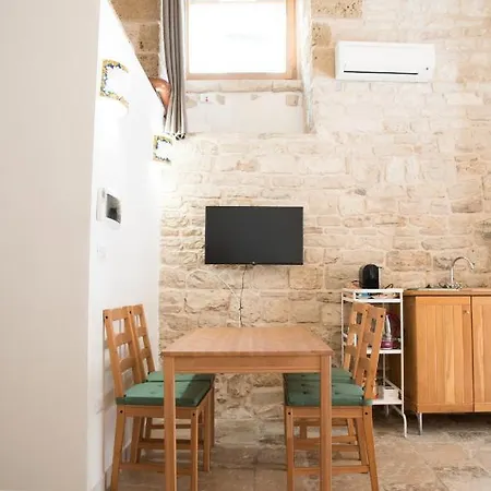 Piazza Duomo - Medieval Puglia's House Giovinazzo